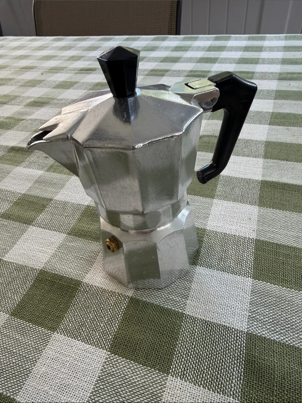 Classic Aluminum Stovetop Moka Pot Coffee Maker — Silver with Black Handle
